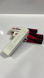 یو پی اس مینی ۵ ولت داهوا مدل UPS 5V/2600mAh مخصوص دوربین مداربسته IP و مودم